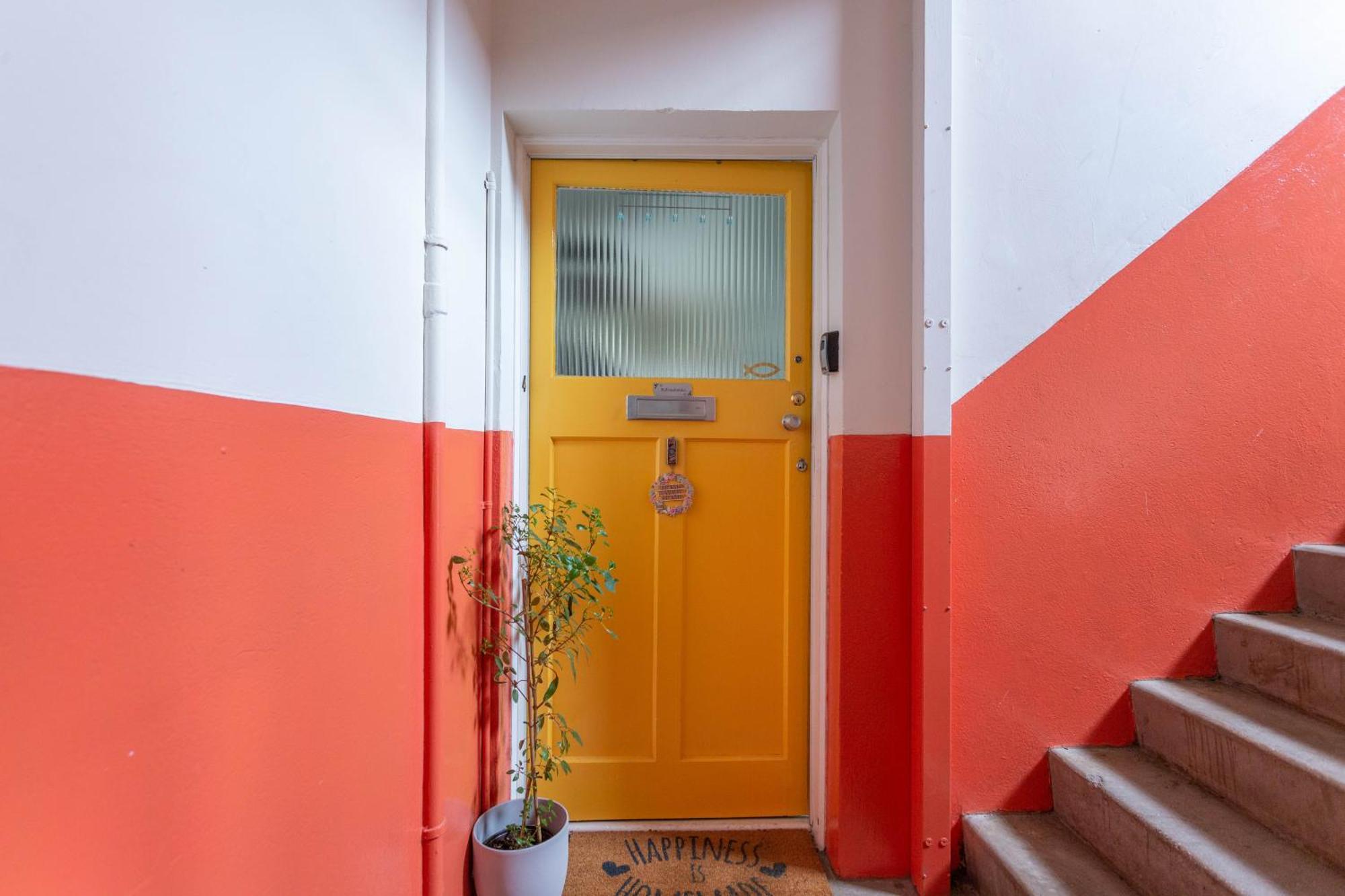 Bright & Spacious Double Room With Garden View- Close To Airport & City Centre EDI Eksteriør bilde